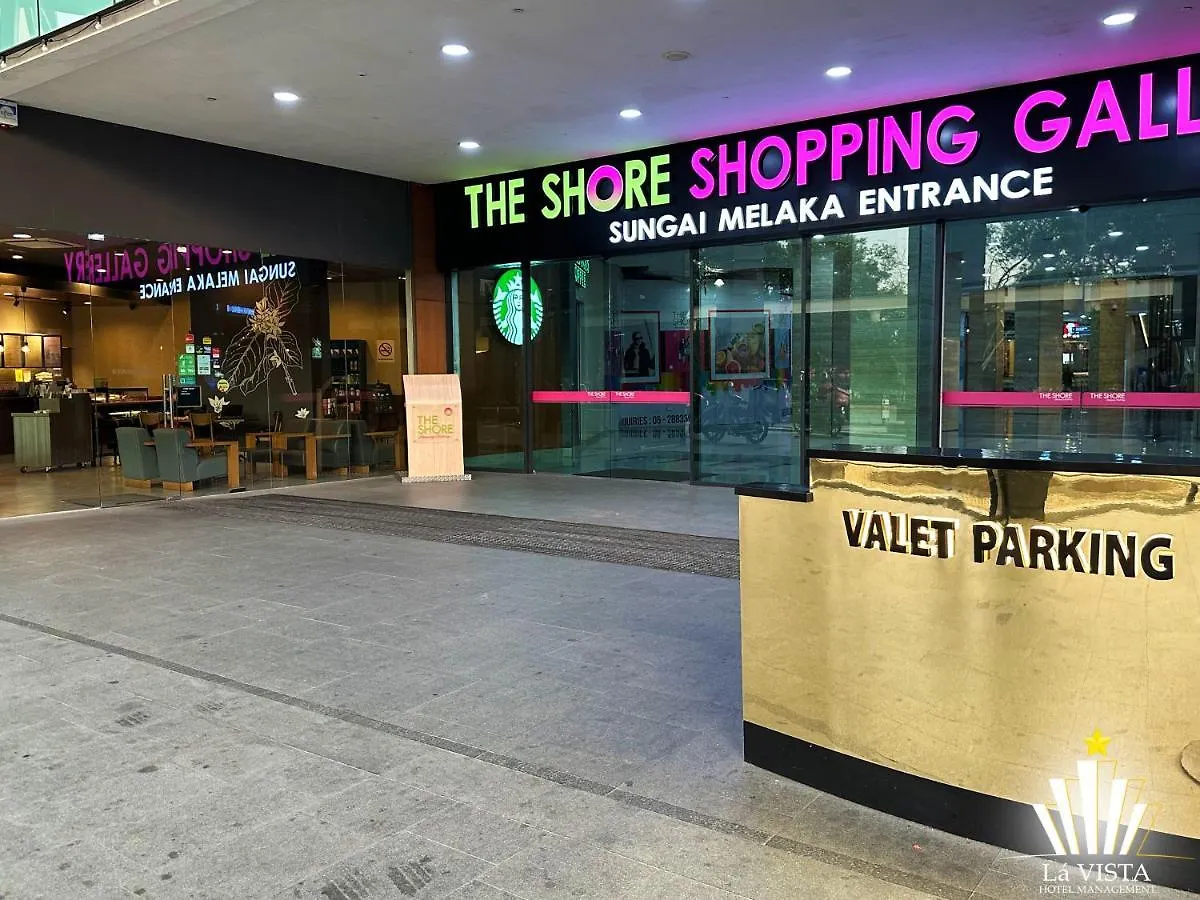 The Shore Hotel & Residences By La Vista Malacca 0*,