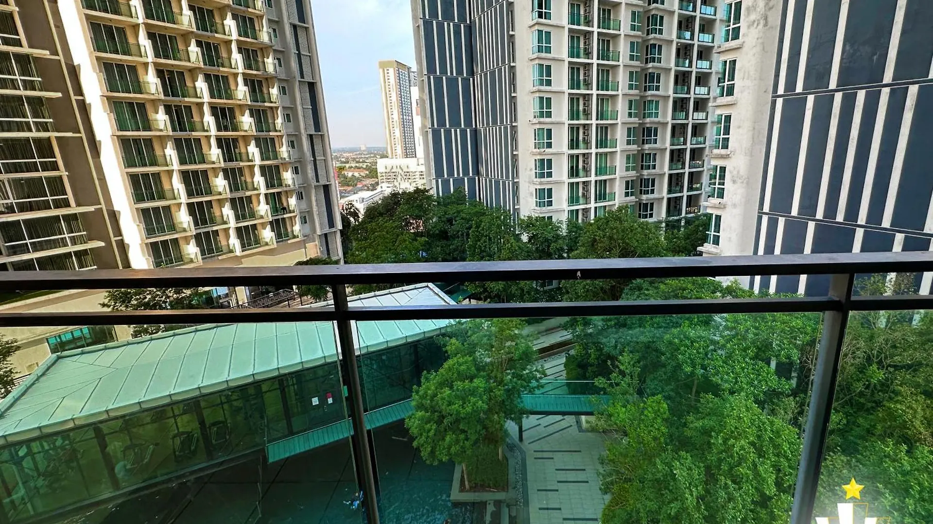 The Shore Hotel & Residences By La Vista Malacca 0*,